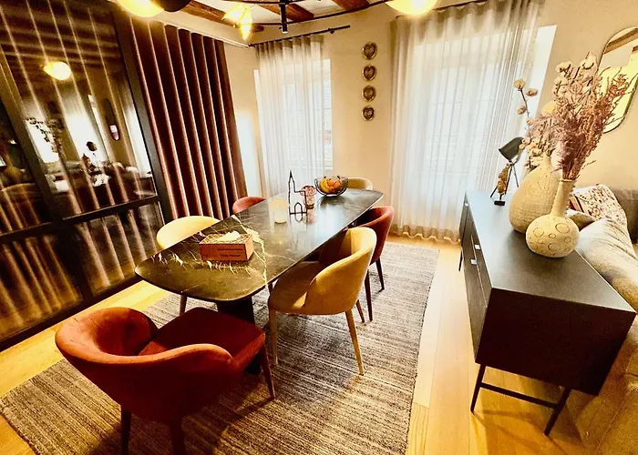 דירה The Stables Premium Center